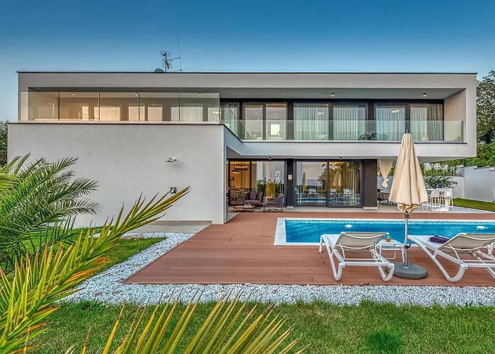 別荘 Eleven ロヴィニ